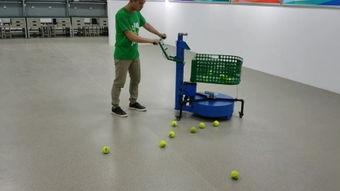 用球拍捡羽毛球视频,羽毛球捡拾技巧大揭秘